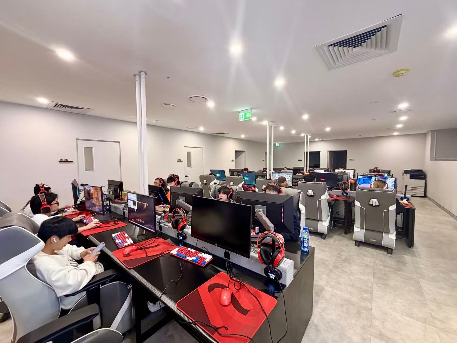Boss Room Gaming · 24-hour PC gaming rooms, Burwood, Sydney